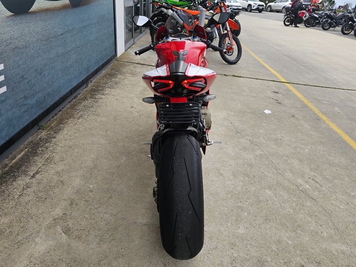 2015 DUCATI 1299 PANIGALE S Red