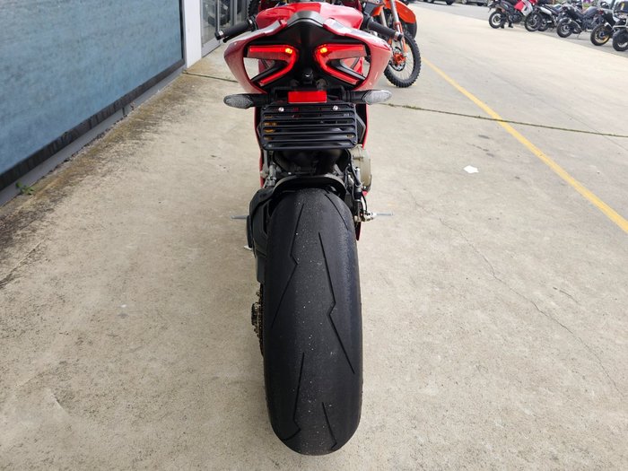 2015 DUCATI 1299 PANIGALE S Red