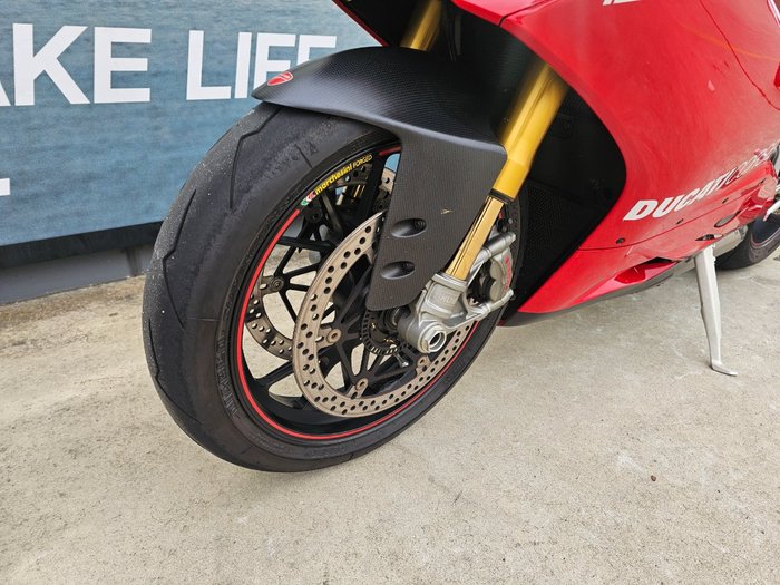 2015 DUCATI 1299 PANIGALE S Red