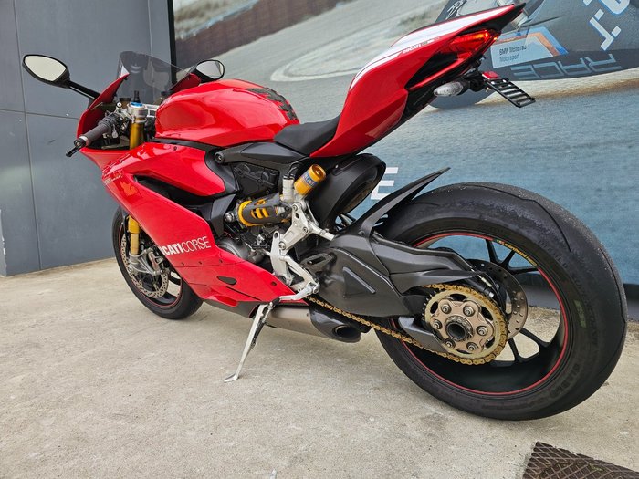 2015 DUCATI 1299 PANIGALE S Red