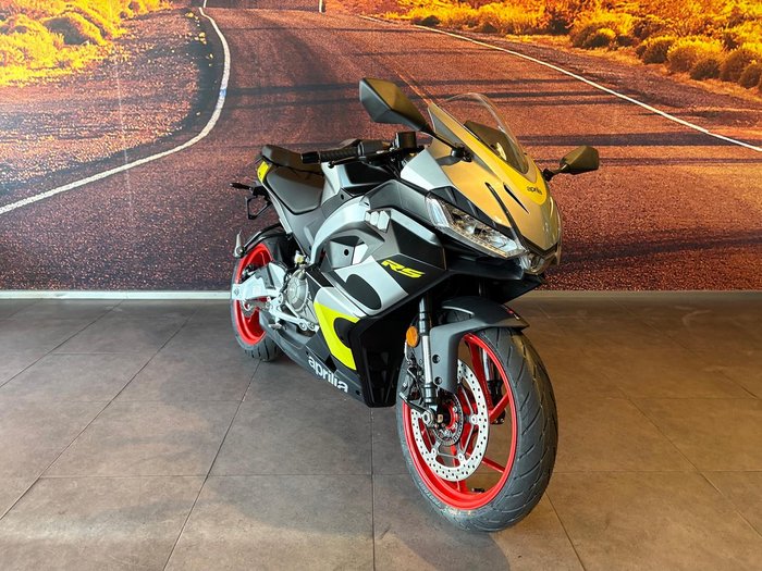 2025 Aprilia RS 457 RS Silver