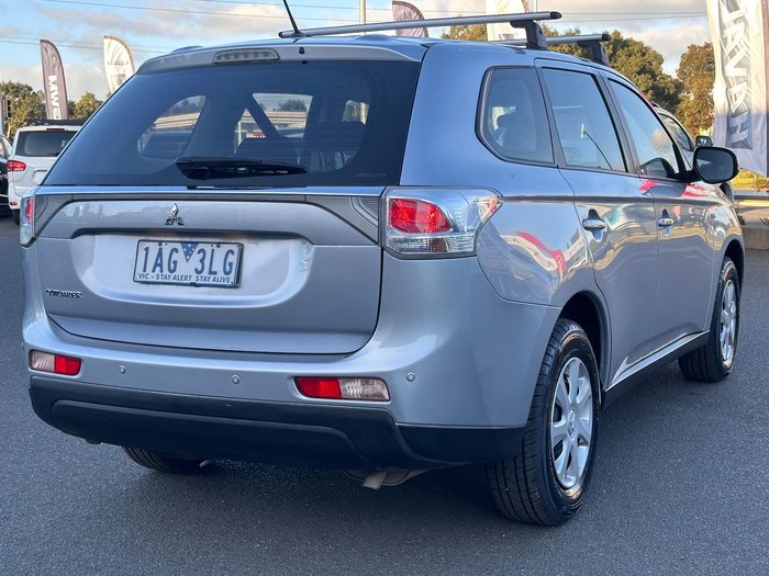 2012 Mitsubishi Outlander ES