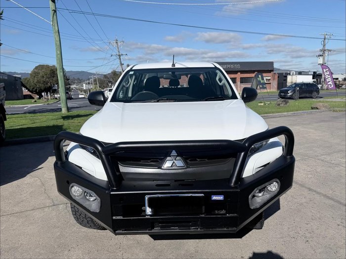 2019 Mitsubishi Triton GLX