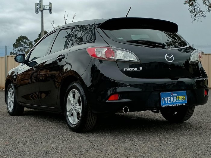 2011 Mazda 3 Neo