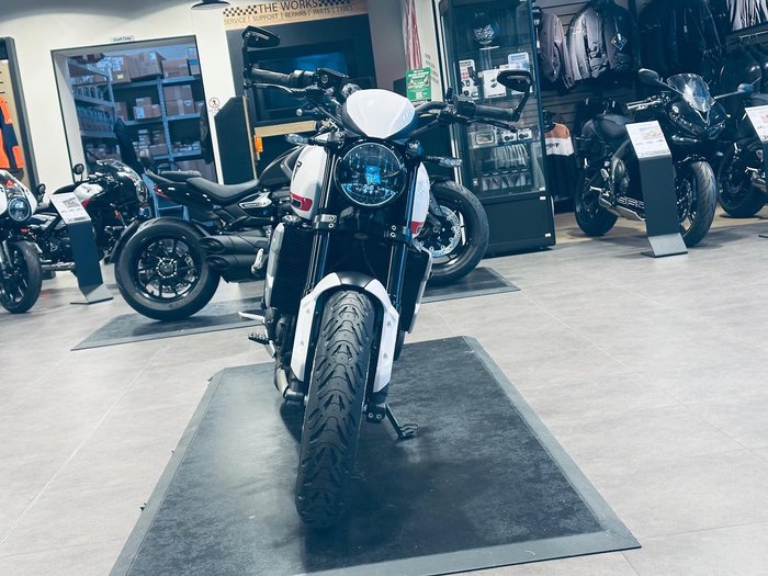2021 Triumph Trident 660 Trident White