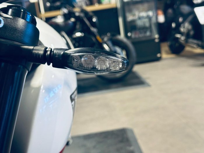 2021 Triumph Trident 660 Trident White