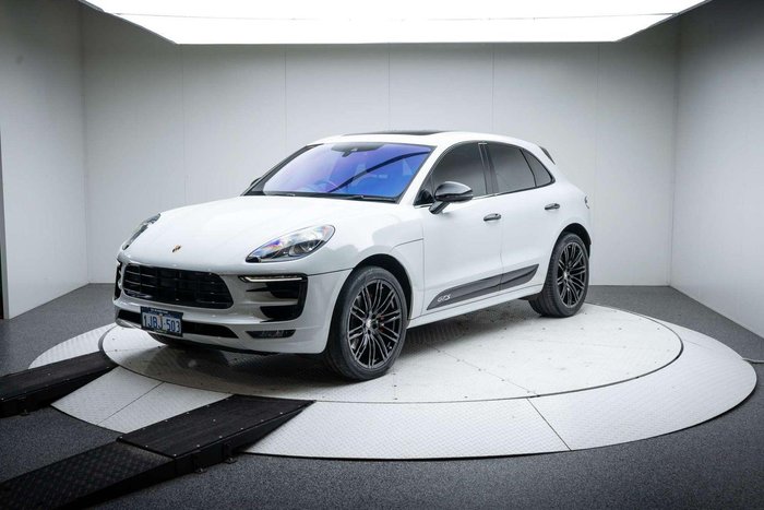 2017 Porsche Macan