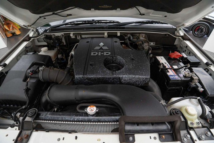 2019 Mitsubishi Pajero