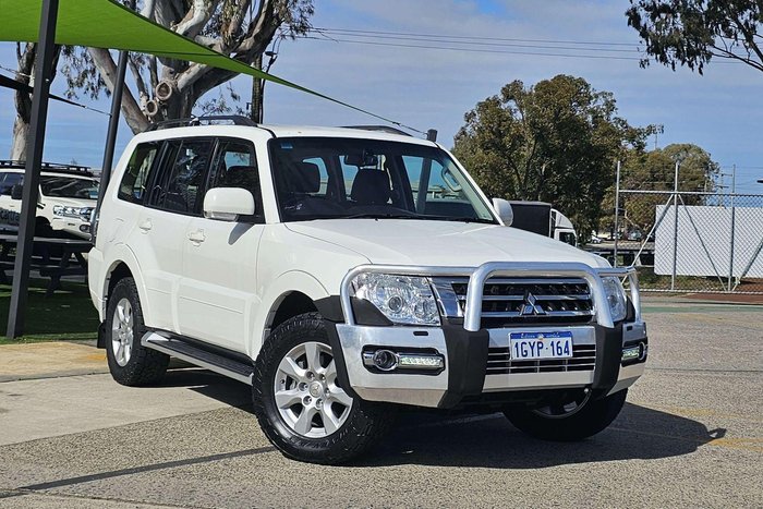 2019 Mitsubishi Pajero