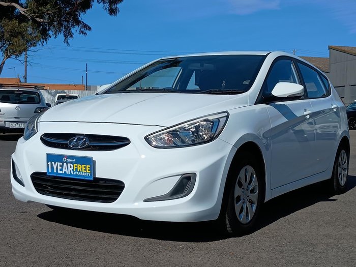2016 Hyundai Accent Active