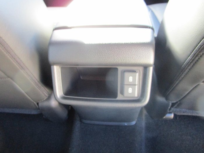 2026 Isuzu MU-X X-TERRAIN