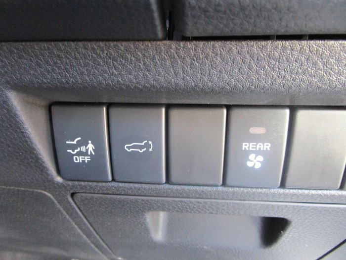 2026 Isuzu MU-X X-TERRAIN
