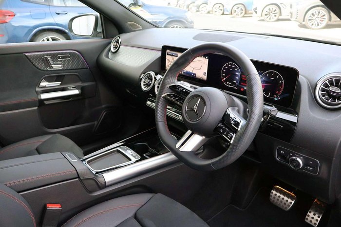 2025 Mercedes-Benz GLA-Class GLA200