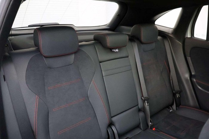 2025 Mercedes-Benz GLA-Class GLA200