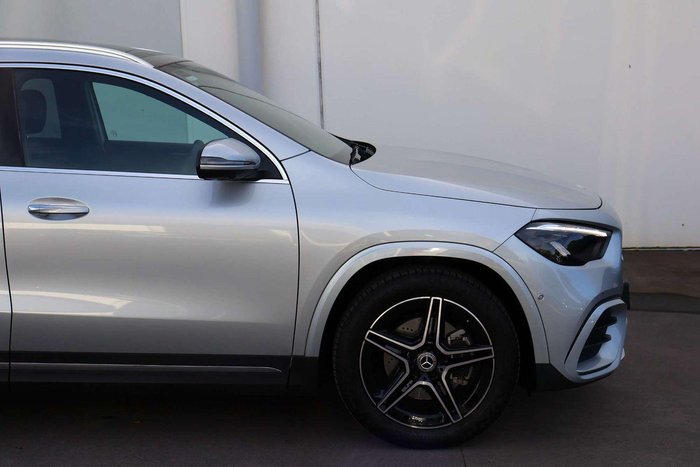 2025 Mercedes-Benz GLA-Class GLA200