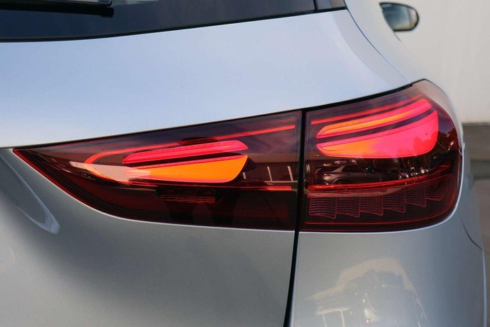 2025 Mercedes-Benz GLA-Class GLA200