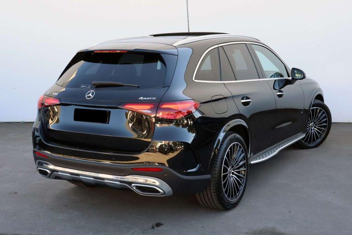 2025 Mercedes-Benz GLC-Class GLC300