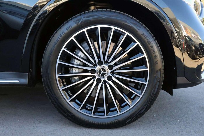 2025 Mercedes-Benz GLC-Class GLC300