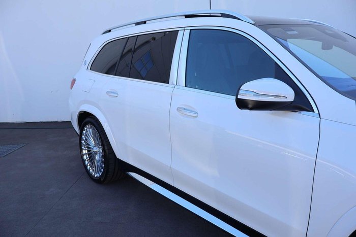 2025 Mercedes-Benz GLS-Class Maybach GLS600