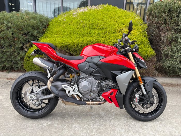 2025 DUCATI