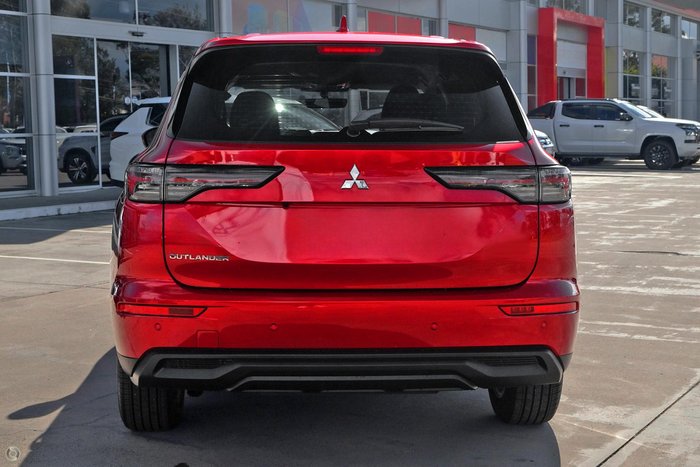 2026 Mitsubishi Outlander ES