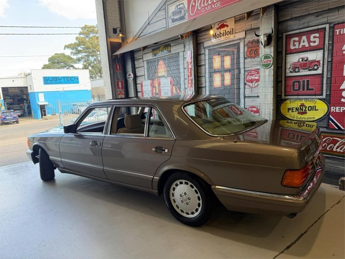 1990 Mercedes-Benz 420SEL