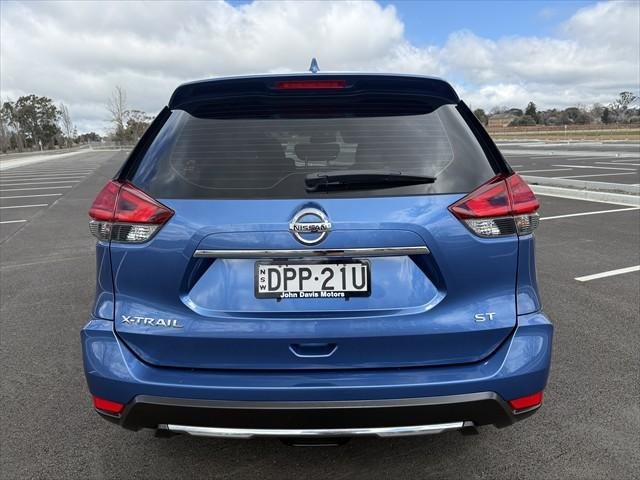 2017 Nissan X-TRAIL ST