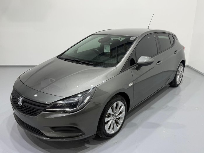 2019 Holden Astra R+