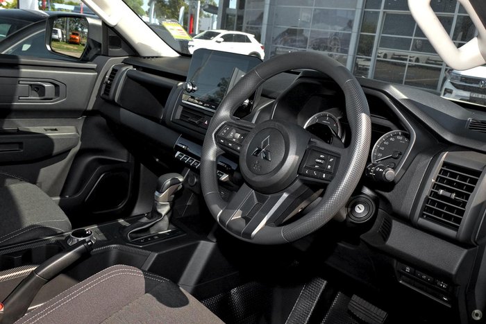 2026 Mitsubishi Triton GLX+