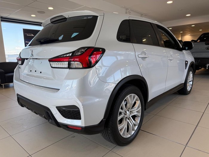 2022 Mitsubishi ASX ES