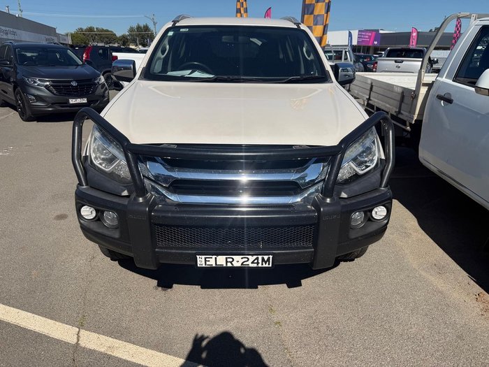 2020 Isuzu MU-X LS-T