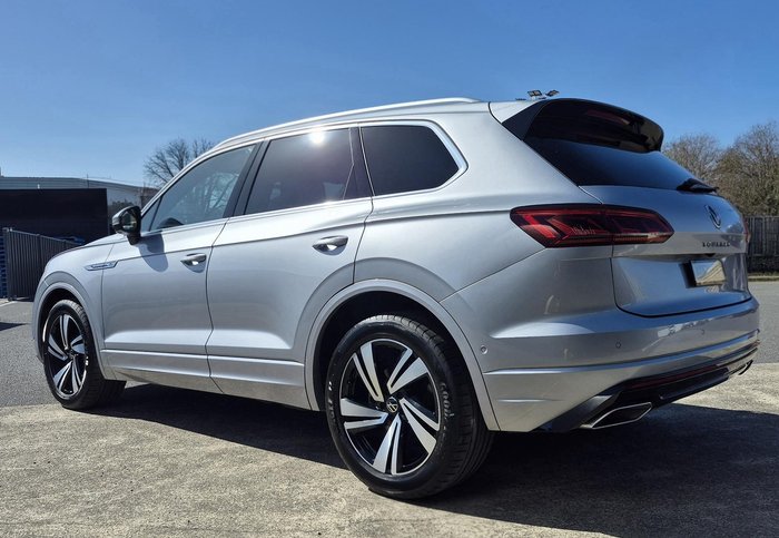 2020 Volkswagen Touareg 210TDI R-Line