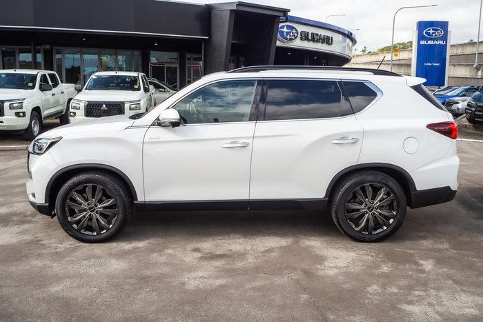 2025 KGM Rexton