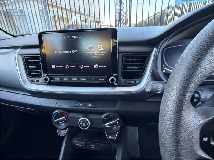 2024 KIA STONIC S
