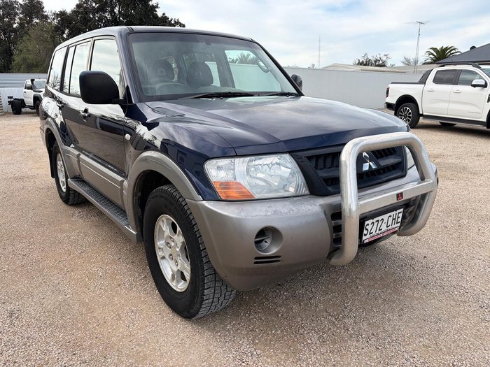 2003 Mitsubishi Pajero