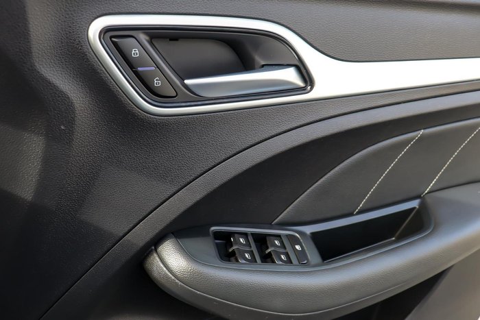 2023 MG ZS Excite