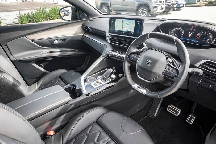 2022 Peugeot 5008 GT Sport