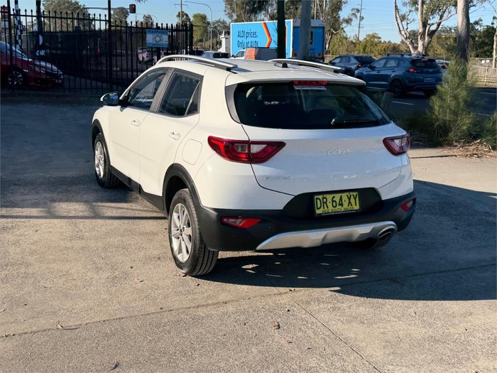 2024 KIA STONIC S