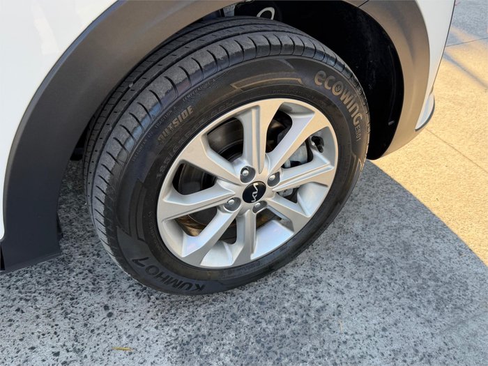 2024 KIA STONIC S