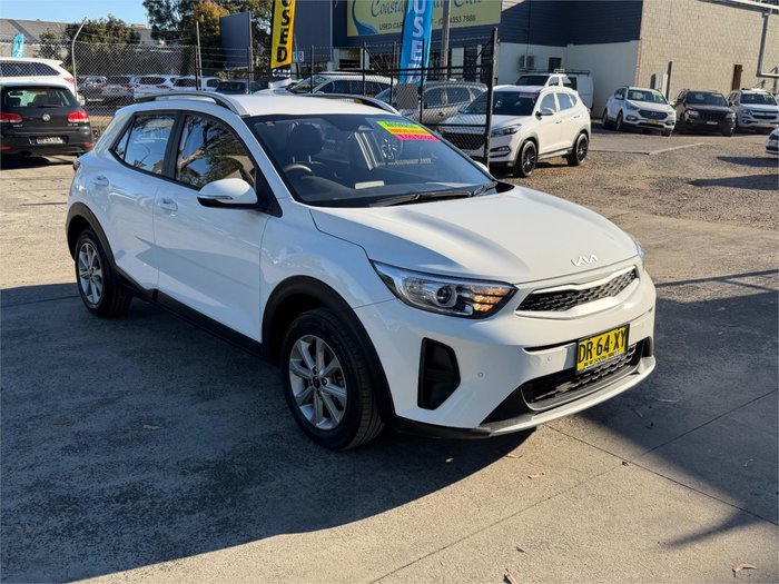 2024 KIA STONIC S