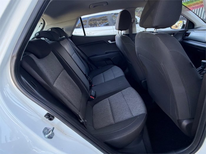 2024 KIA STONIC S