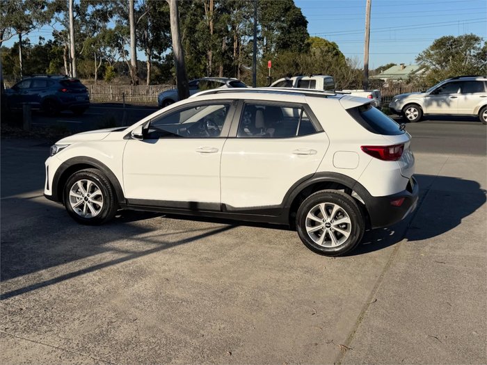 2024 KIA STONIC S