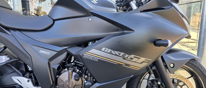 2025 Suzuki Gixxer SF 250 Gixxer Black
