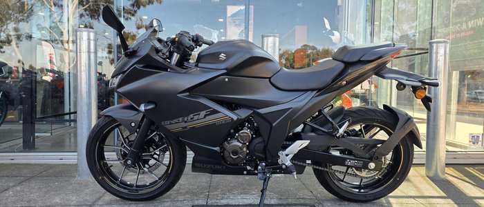 2025 Suzuki Gixxer SF 250 Gixxer Black
