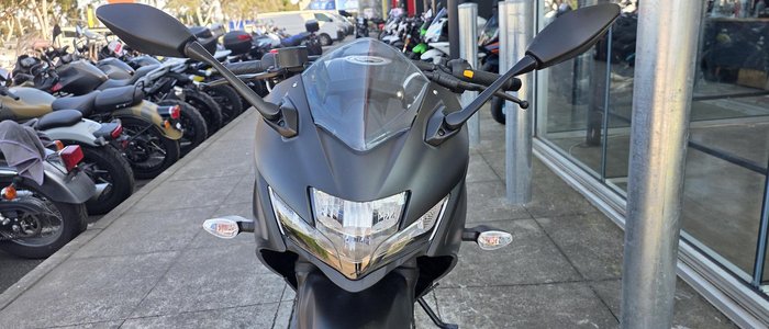 2025 Suzuki Gixxer SF 250 Gixxer Black