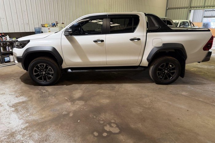 2024 Toyota Hilux Rogue 48V