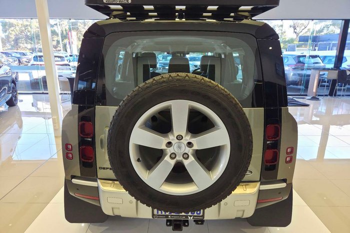 2021 Land Rover Defender 110 P400 SE