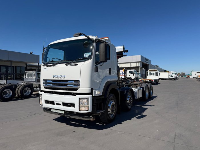 2018 Isuzu F Series FYJ300-350