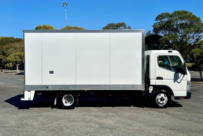 2013 Fuso Canter