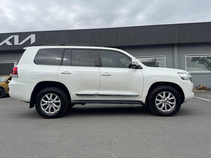 2017 Toyota Landcruiser Sahara